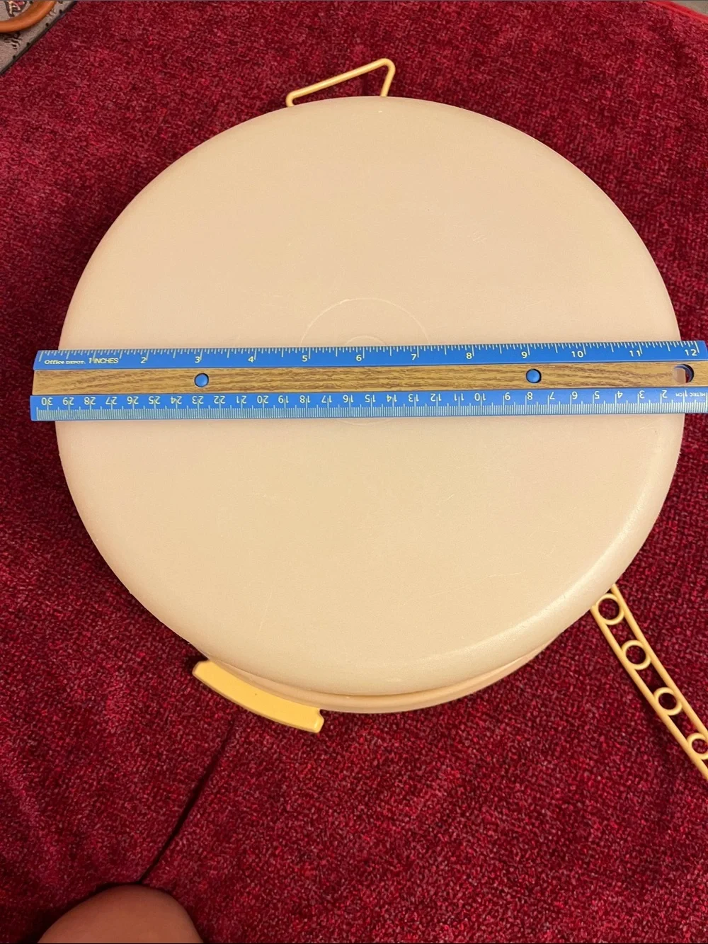 Tupperware Harvest Gold Round Cake Carrier with Handle